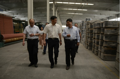 鞏義市委常委、紀委書記南毅強蒞臨華德進行實地調研
